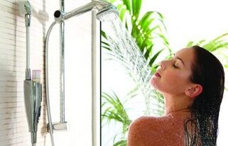 Is it possible to take a contrasting shower for varicose